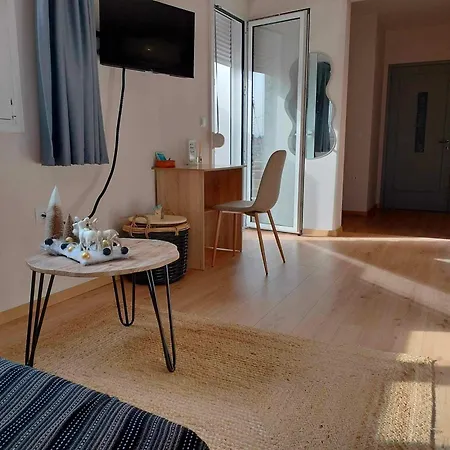 Gargaretta Wildflower 4 * Athens